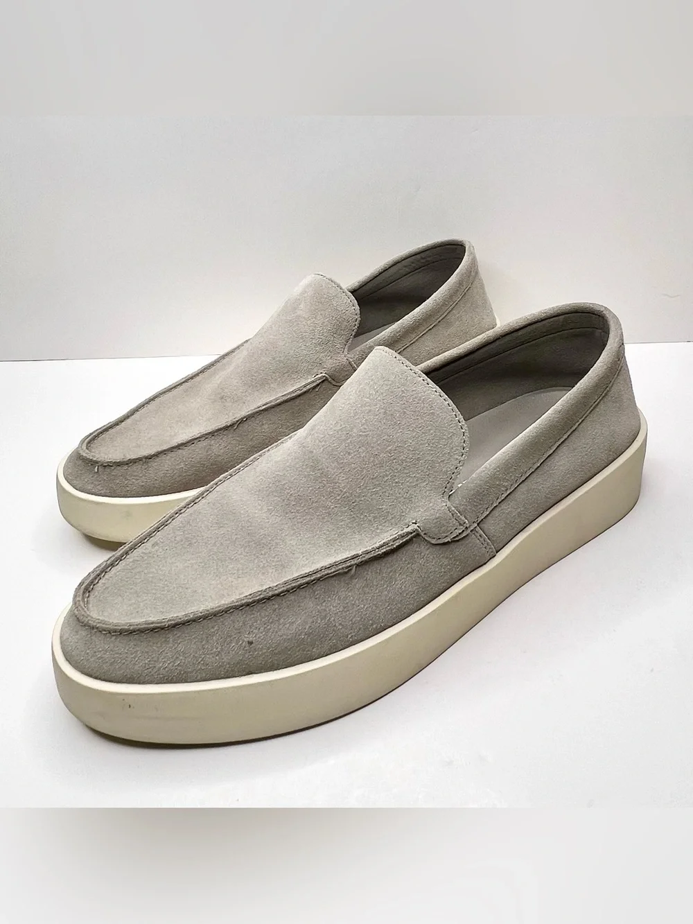 Calvin Klein Carch Men’s Suede Slip-On Loafers Grey Size 11.5